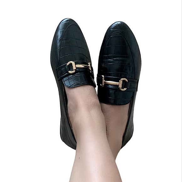 CLASSIC BLACK LOAFER - Picture 3 of 5